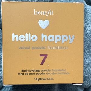 Benefit Hello Happy Velvet Powder Foundation Shade 7